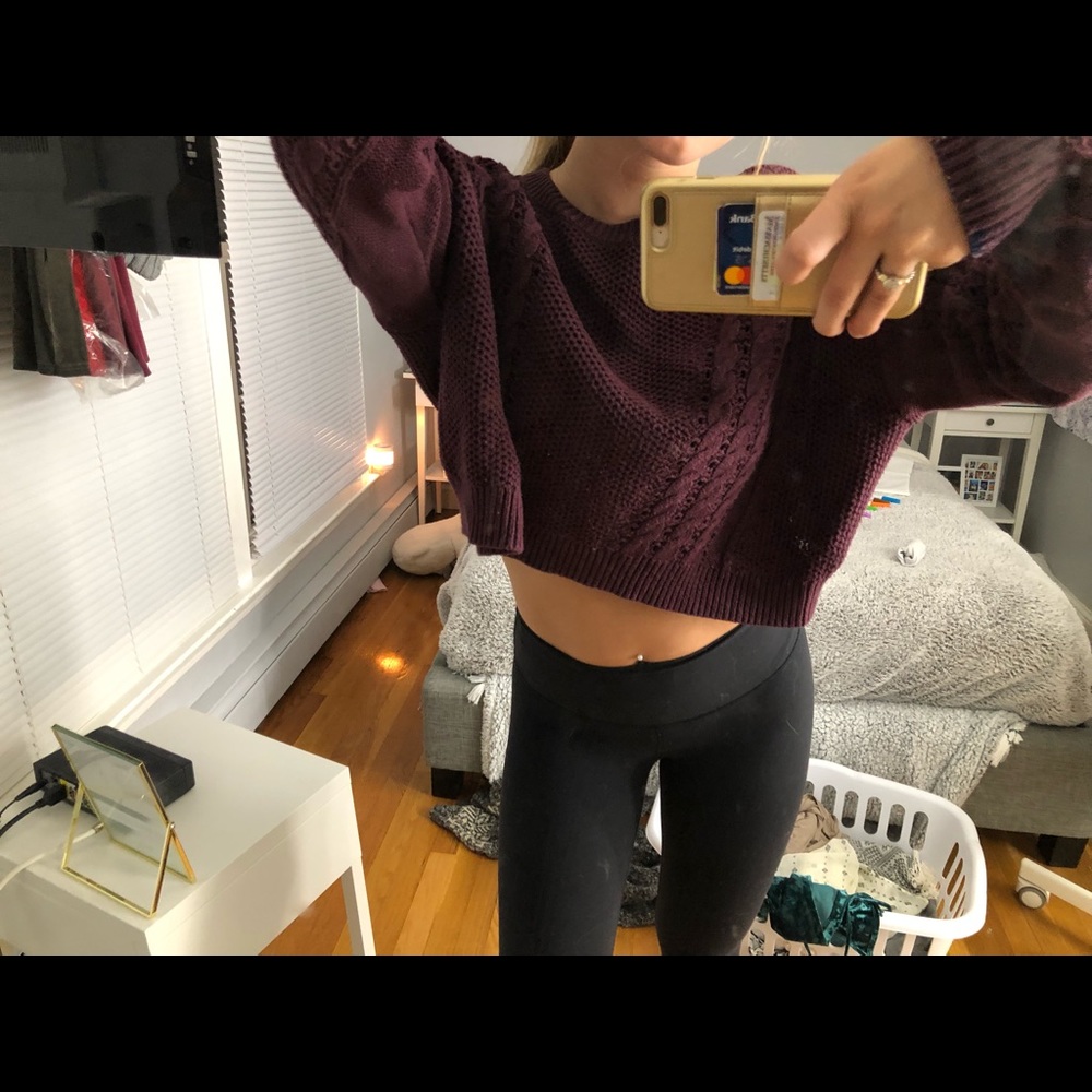 Oversized cropped sweater